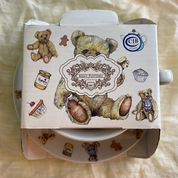Kent Pottery Vintage Teddy Bear Cup and Saucer set - Picture 11 of 11